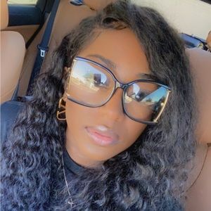 Meet your Posher, Latedra